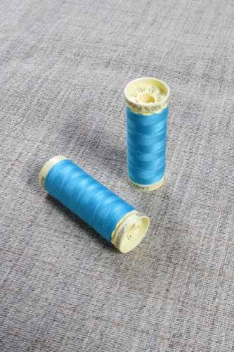 Gutermann Sew All Thread Col. 736 (Caribbean Blue)