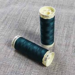 Gutermann Sew All Thread Col. 18 (Dark Green)