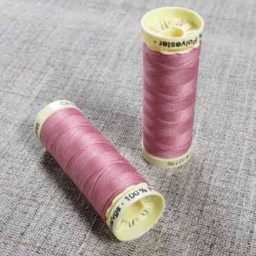 Gutermann Sew All Thread Col. 473 (Pink)