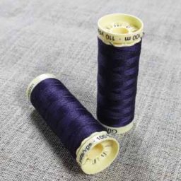 Gutermann Sew All Thread Col. 324 (Purple)