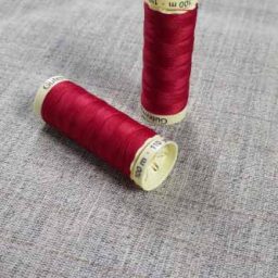 Gutermann Sew All Thread Col. 46 (Red)