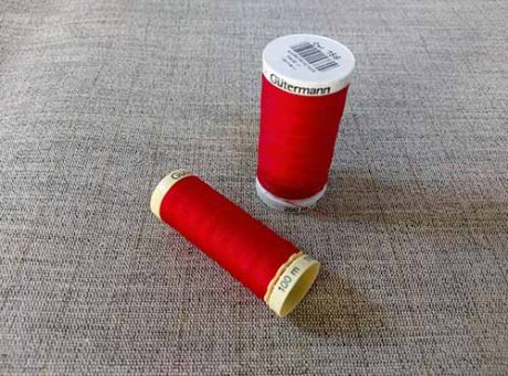 Gutermann Sew All Thread Col. 156 (Red)