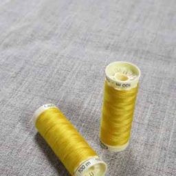 Gutermann Sew All Thread Col. 106 (Yellow)