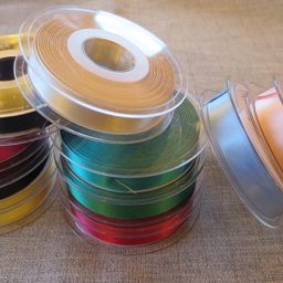 Double-faced satin ribbon