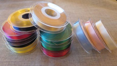 Double-faced satin ribbon