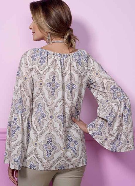 B6455 Misses' Gathered, Raglan Sleeve Tops