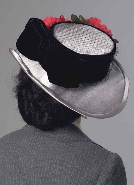 B6397 Vintage-inspired hats