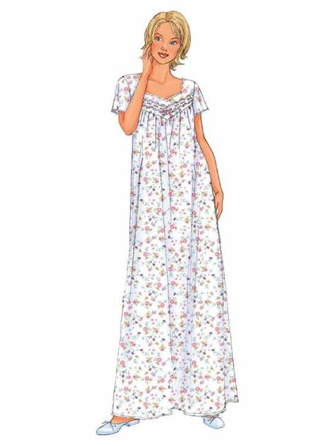 B6838 Misses' / Misses' petite nightgown
