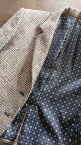 silky-patterned-jacket-lining