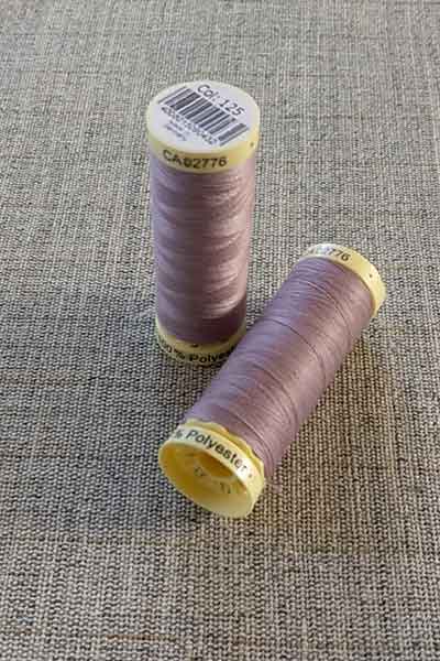 Gutermann Sew All Thread Col. 125 (dusky lavendar)