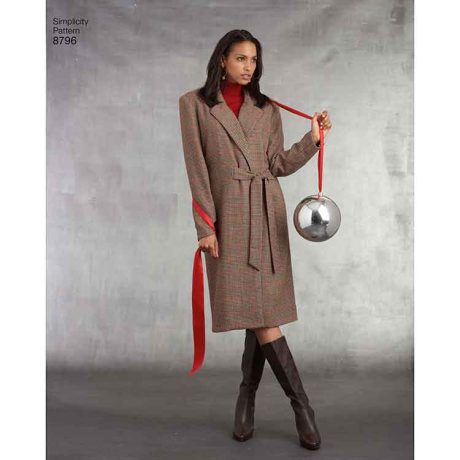 Simplicity 8796 Misses/ Petite Lined Coat