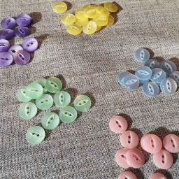 Polyester fisheye buttons (14mm)