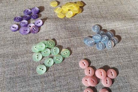 Polyester fisheye buttons (14mm)