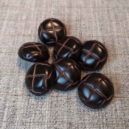 Leather-look shank football button