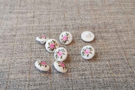 Rose decal shank buttons (13mm)