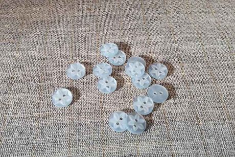 Polyester star buttons (11mm)