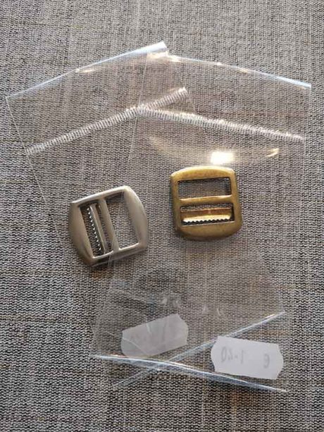 Waistcoat slide buckle
