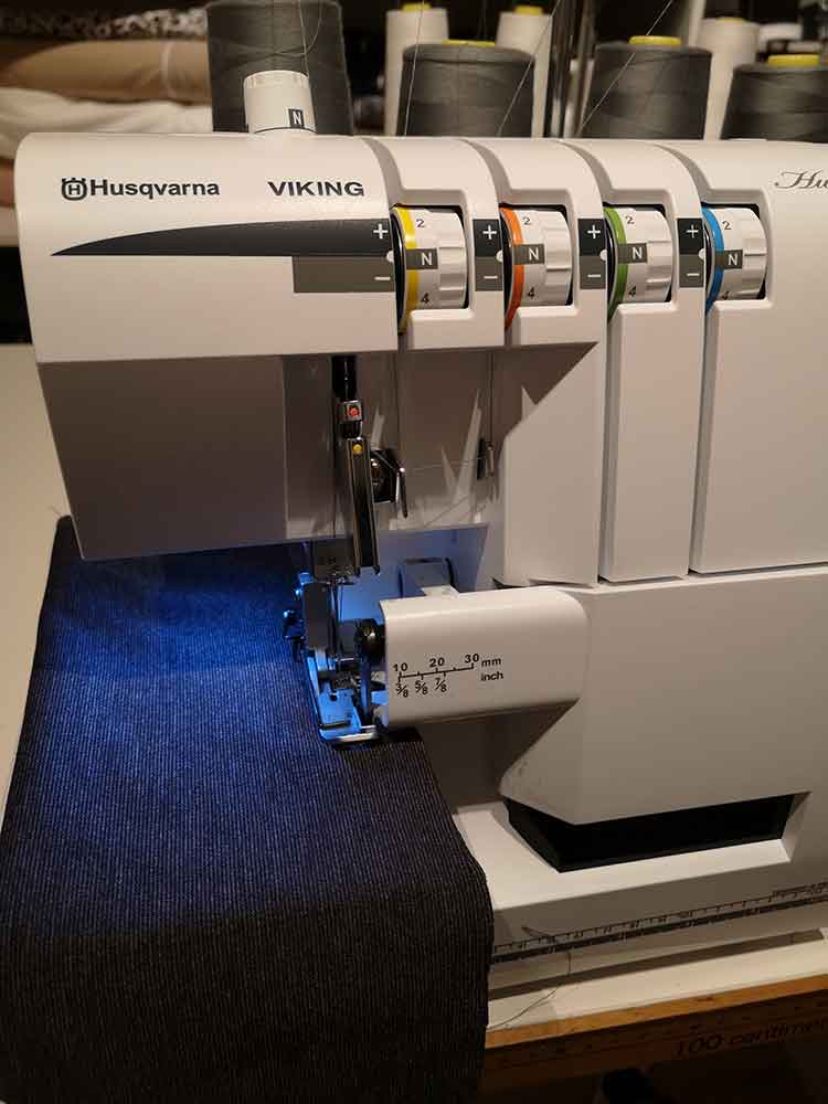 Husqvarna Viking S15 - review Sew Irish