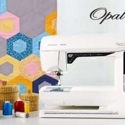 Opel 690Q Sewing Machine