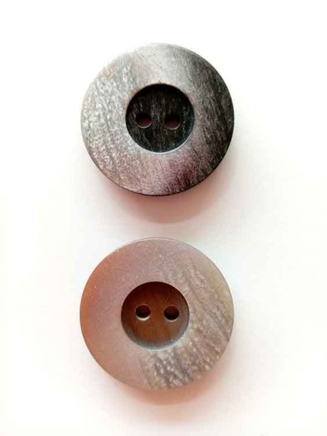 Shiny marble finish buttons (23mm)