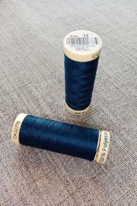 Gutermann Sew All Thread Col. 13 (blue)