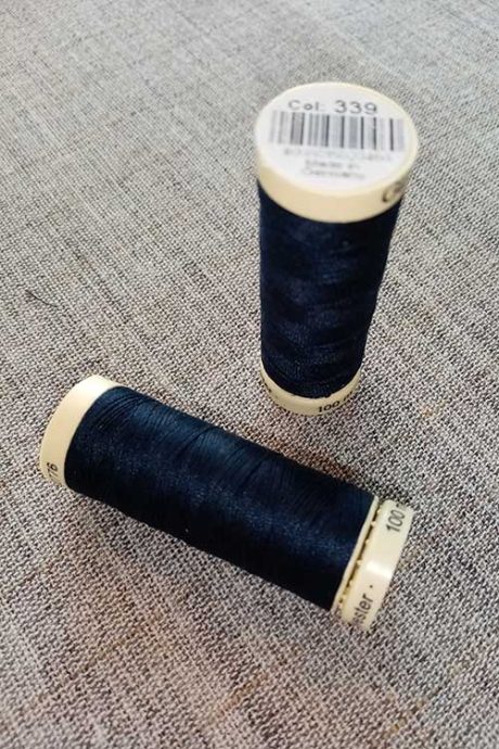 Gutermann Sew All Thread Col. 339 (blue)