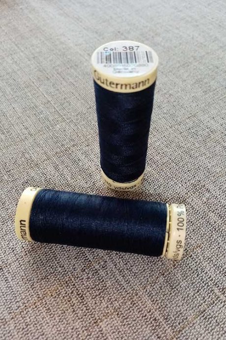 Gutermann Sew All Thread Col. 387 (blue)