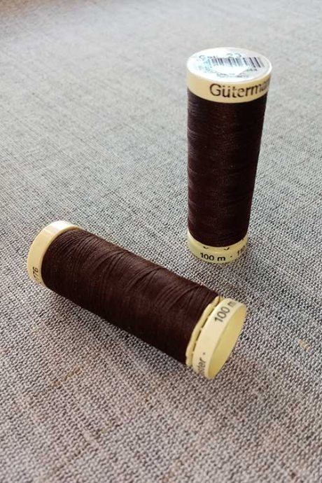 Gutermann Sew All Thread Col. 23 (brown)