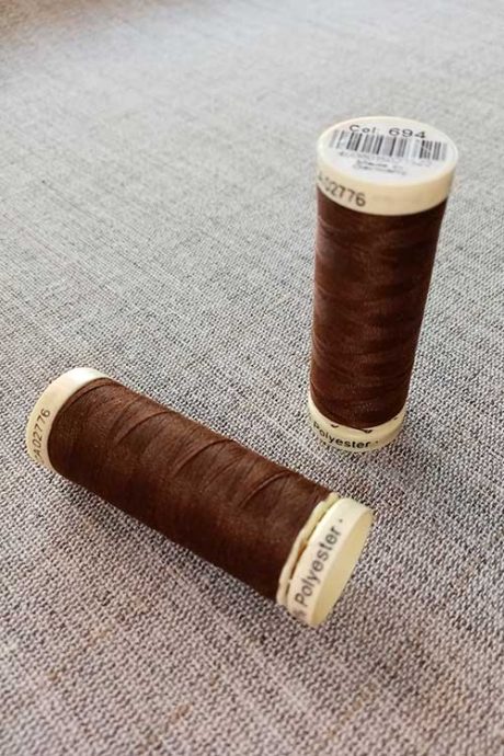 Gutermann Sew All Thread Col. 694 (brown)