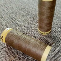 Gutermann Sew All Thread Col. 724 (brown)