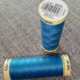Gutermann Sew All Thread Col. 965 (dusky blue)