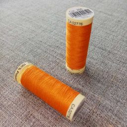 Gutermann Sew All Thread Col. 350 (orange)