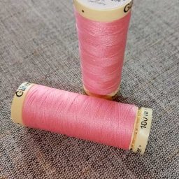 Gutermann Sew All Thread Col. 758 (pink)