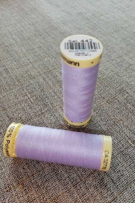 Gutermann Sew All Thread Col. 442 (lilac)