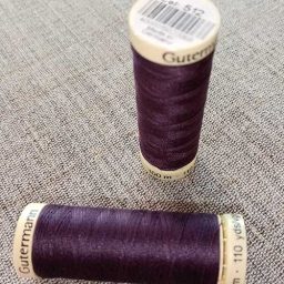 Gutermann Sew All Thread Col. 512 (mulberry)