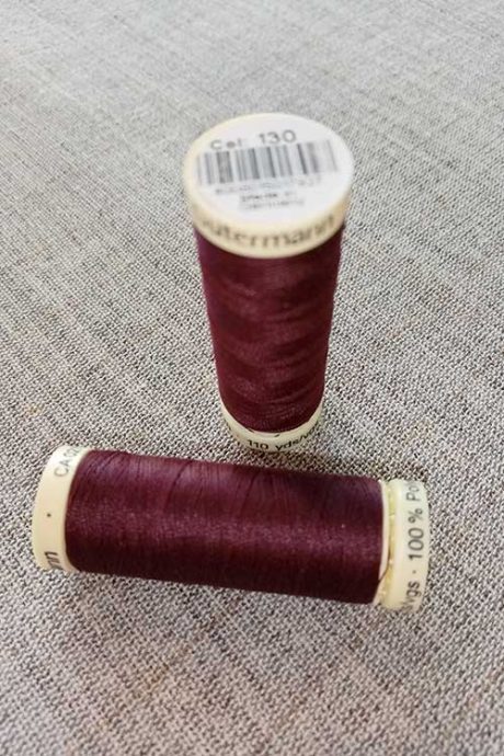 Gutermann Sew All Thread Col. 130 (red)