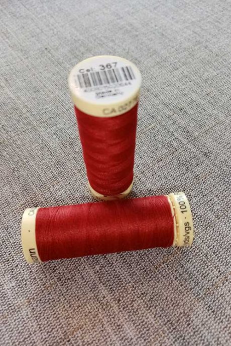 Gutermann Sew All Thread Col 367 (red)