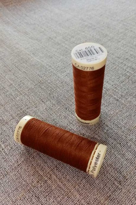 Gutermann Sew All Thread Col. 650 (russet)