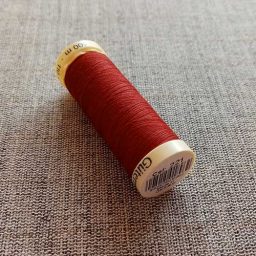 Gutermann Sew All Thread Col. 221 (rust)