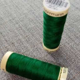 Gutermann Sew All Thread Col. 237 (green)