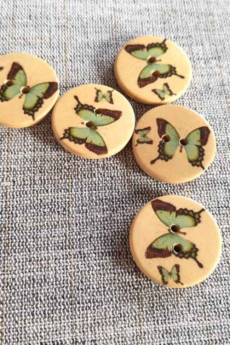 Wooden Butterfly buttons (25mm)