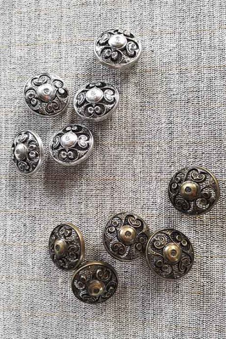 Metal filigree buttons (23mm)