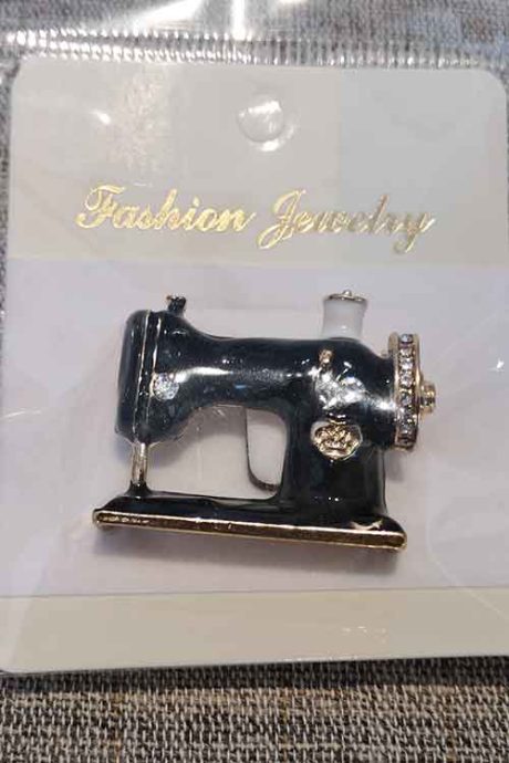 Sewing Machine brooch