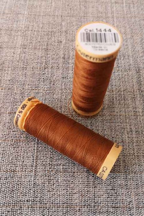 Gutermann Cotton Thread #1444 (amber)