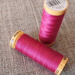 Gutermann Cotton Thread #2955 (cerise)