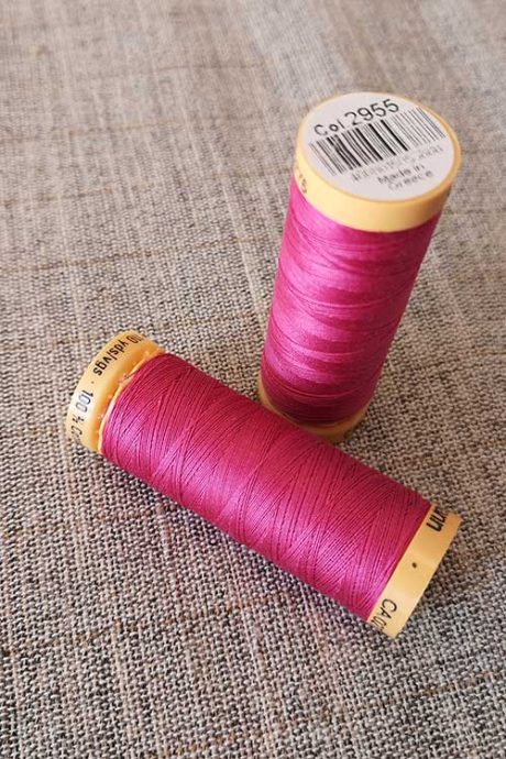 Gutermann Cotton Thread #2955 (cerise)