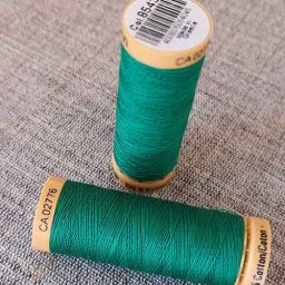 Gutermann Cotton Thread #8543 (emerald)