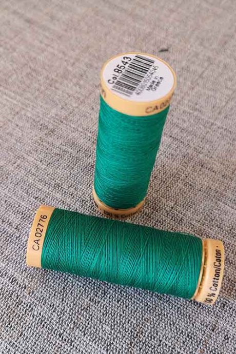 Gutermann Cotton Thread #8543 (emerald)