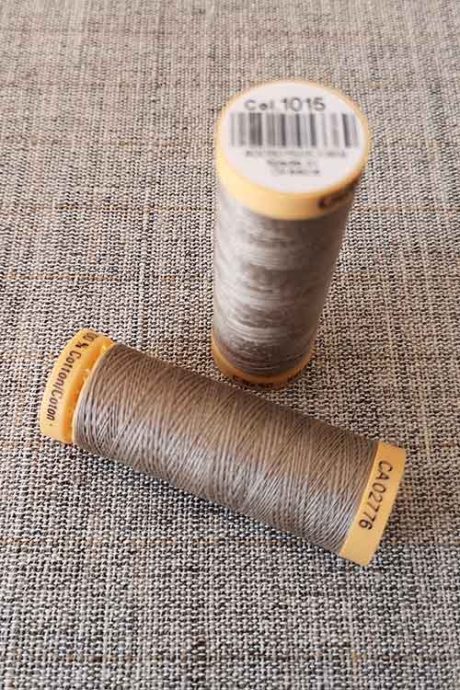Gutermann Cotton Thread #1015 (fawn)