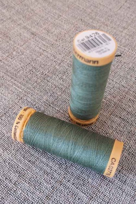 Gutermann Cotton Thread #9426 (grey green)